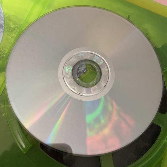 Xbox 360 Skyrim game - Picture 4 of 4